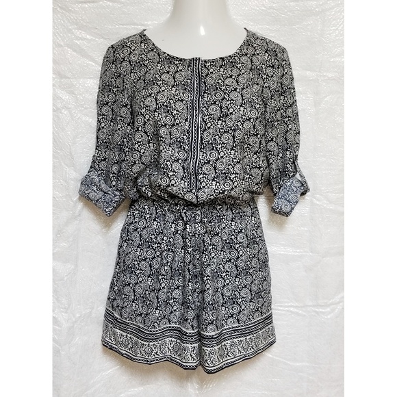 Loft Romper - Picture 2 of 8